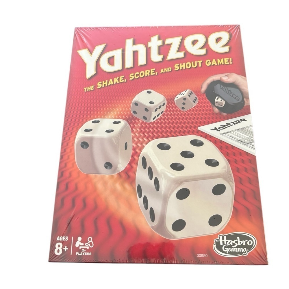 Hasbro Classic YAHTZEE Dice Game Shake Score & Shout Ages 8+ New Sealed